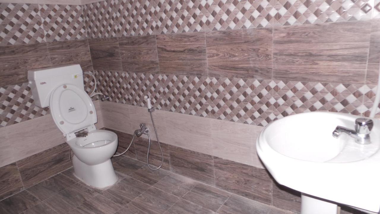 Hotelyashpalace Maihar エクステリア 写真